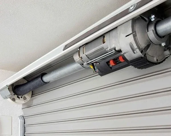 persiana home11 600x480 - Persianas Gelida - Instalación y Reparación Local y Casa