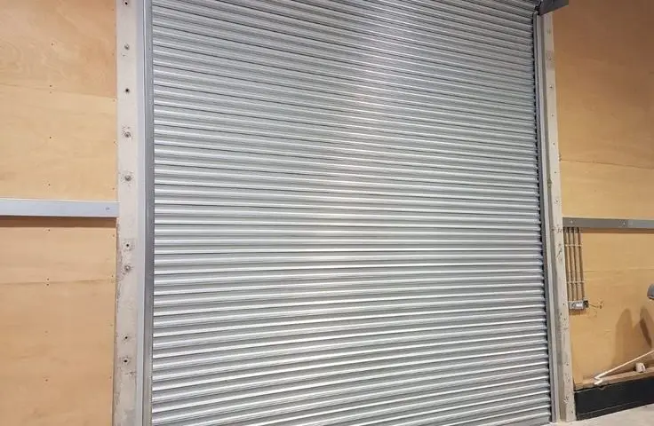 Mantenimiento persianas Barcelona 736x480 - Reparación Averias de Persianas Barcelona