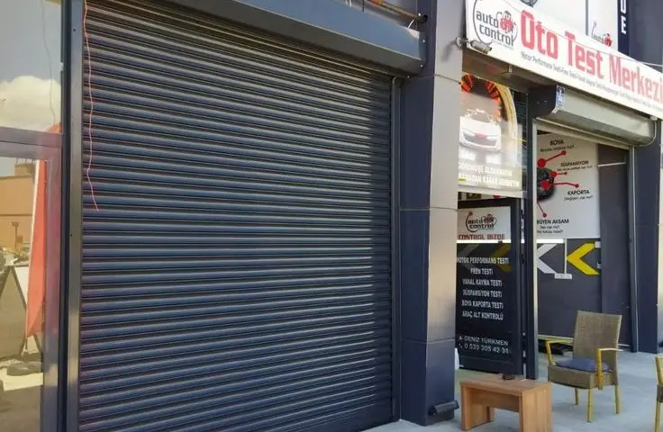 Reparacion de persianas electricas Barcelona 736x480 - Reparación de persianas eléctricas Barcelona