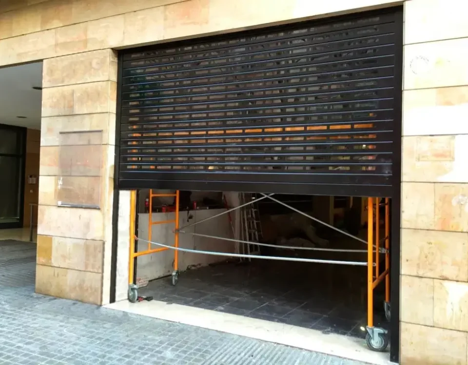 Reparacion persianas Barcelona precios economico 960x750 - Reparación persianas Barcelona precios económicos!