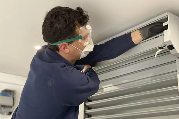 Encuentra servicios de reparacion urgente de persianas en Barcelona - Encuentra servicios de reparaci&oacute;n urgente de persianas en Barcelona