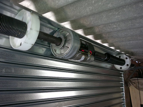 eje motor cierre - Eje Persiana