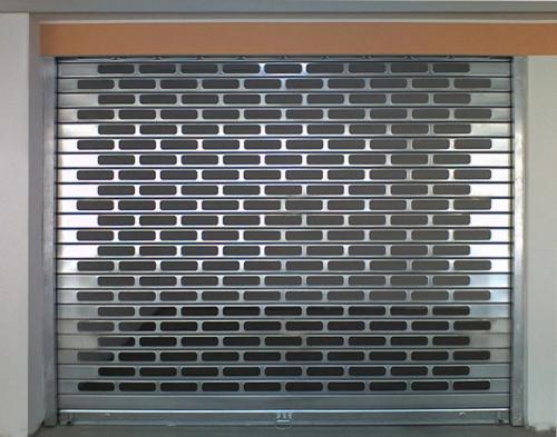 persiana de seguridad enrollable 11 2021 - Persianas Metalicas